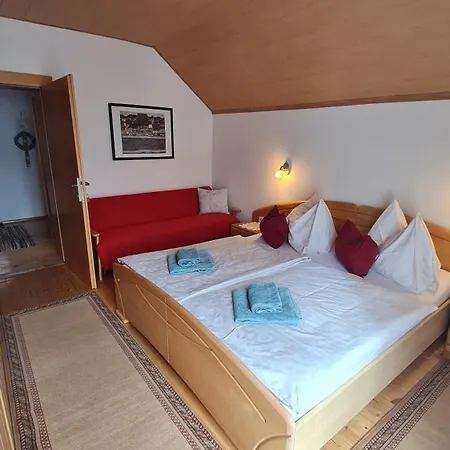 Ball - Kometterhof * Hermagor-Pressegger See