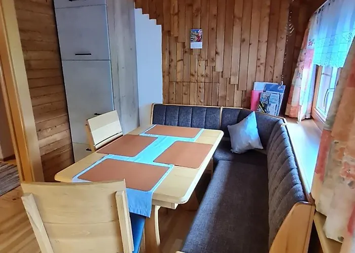 Ball - Kometterhof Apartament *